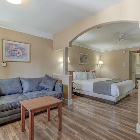 Shasta Pines Motel & Suites Burney Ngoại thất bức ảnh